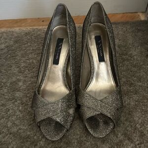 Bronze mid heel